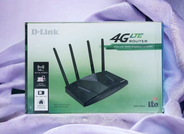 D-Link 4G DWR-M960 1200Mbps LTE Simcard Router - Black